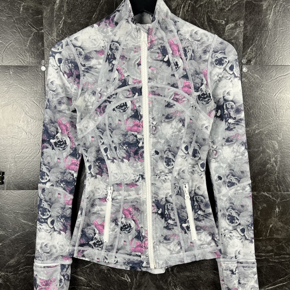 Lululemon Women's Grey Floral Mirage Running Define Jacket Size 2